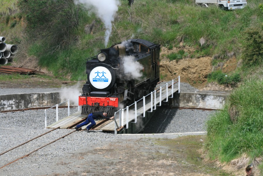 WAB 795 locomotive turning on the Taihape turntable